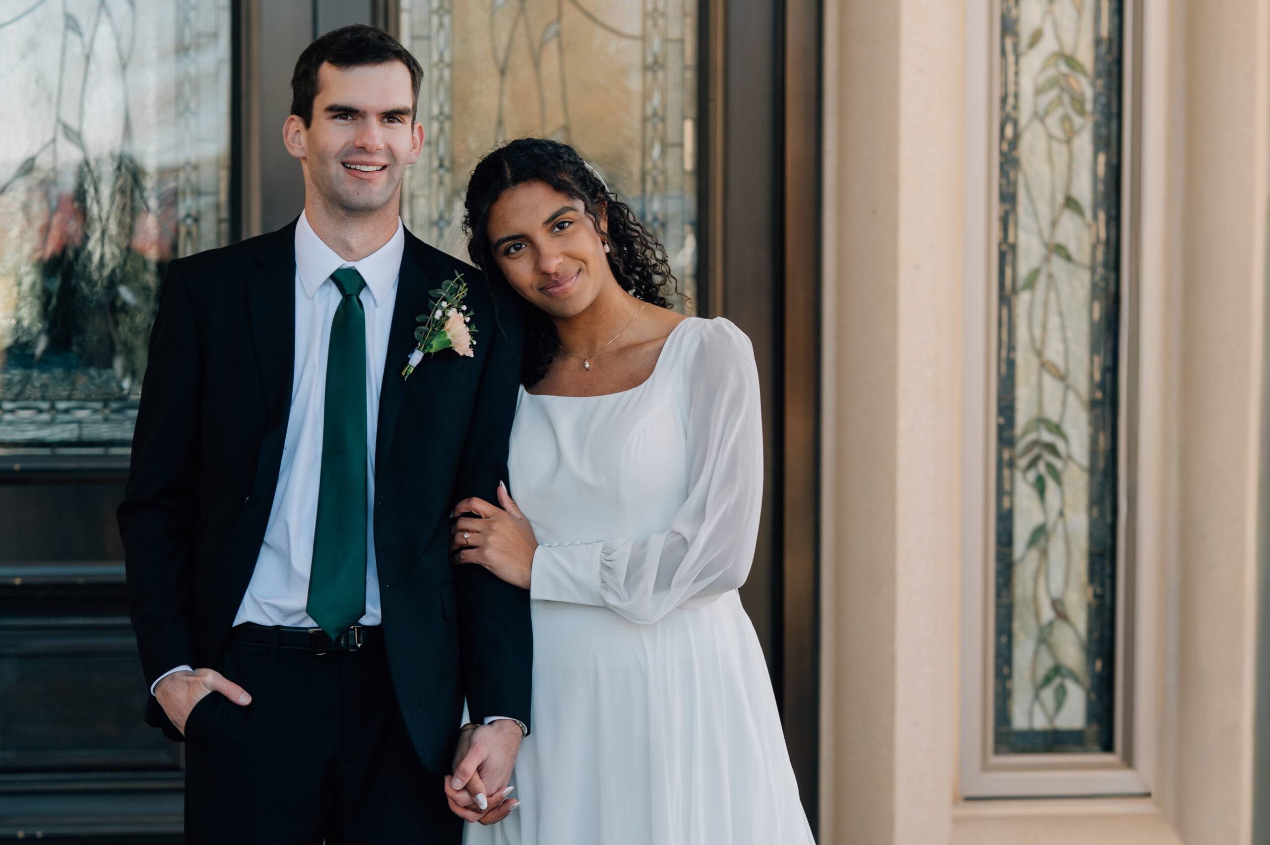 LDS temple wedding portraits of bride and groom in Payson Utah