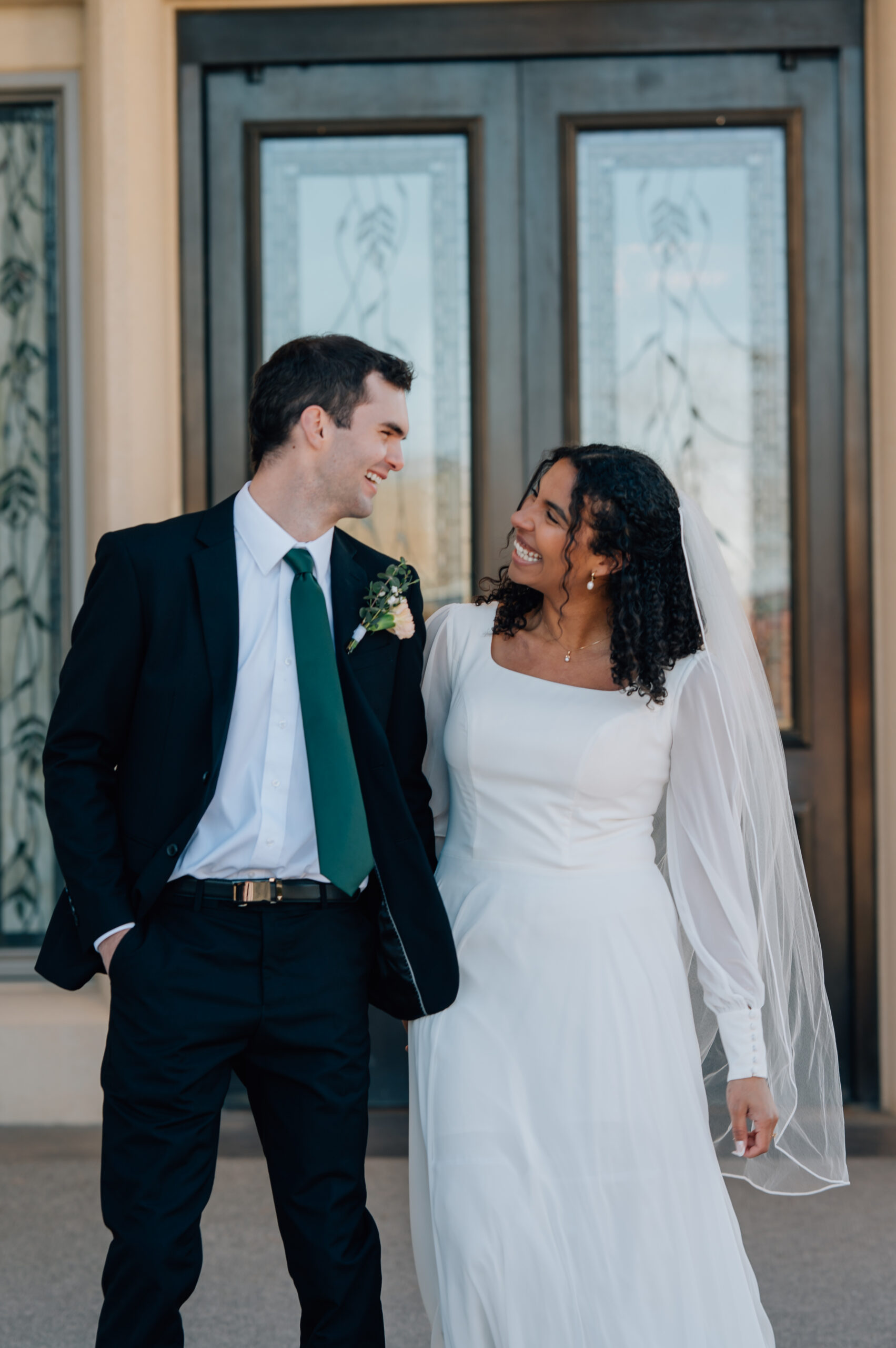 LDS temple wedding portraits of bride and groom in Payson Utah