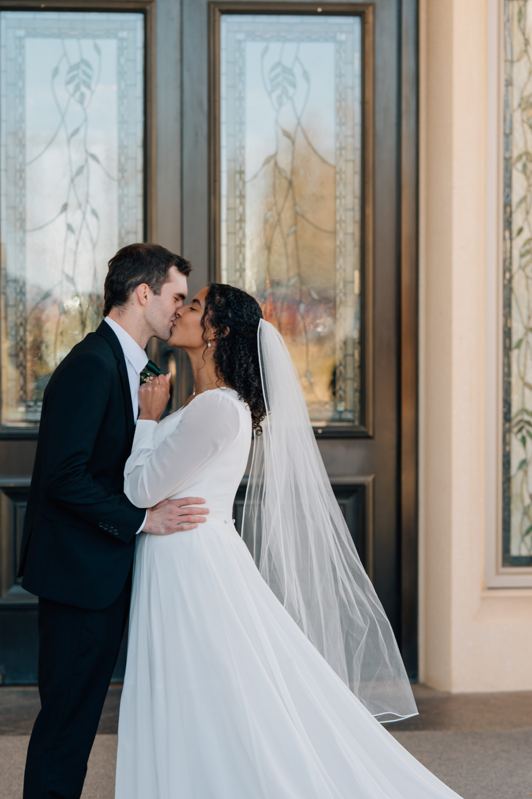 LDS temple wedding portraits of bride and groom in Payson Utah